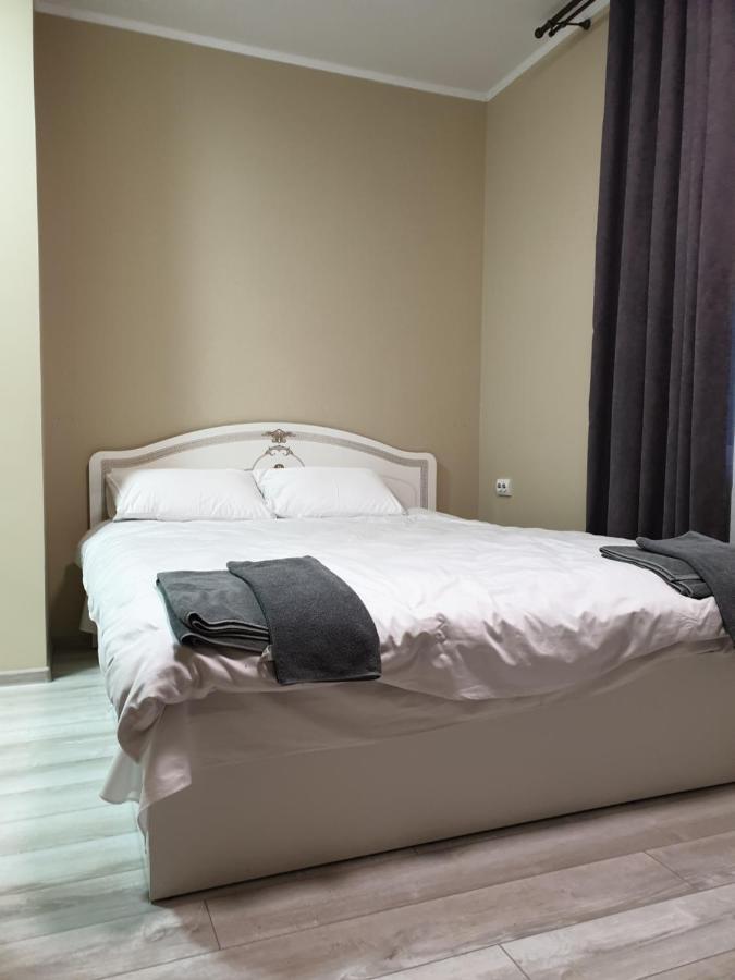 Hotel Osher Boekovel Buitenkant foto