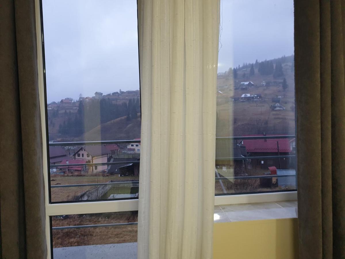 Hotel Osher Boekovel Buitenkant foto