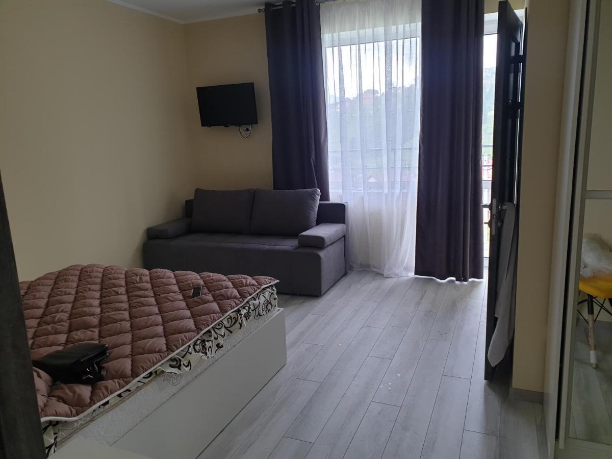 Hotel Osher Boekovel Buitenkant foto